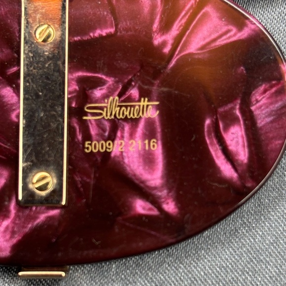 Silhouette Gold Necklace with Pink Pendant - Picture 3 of 3